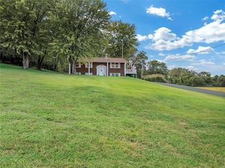8037 Wagner Rd, Millstadt, IL 62260
