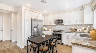 7394 Alder Grove Way, Riverside, CA 92507