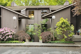 1524 NE 140th St Unit D2, Seattle, WA 98125