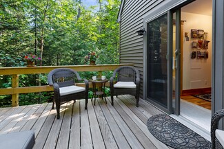 40 Ridge Acres Ln, Southwest Harbor, ME 04679