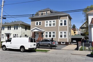 41 Gallatin St, Providence, RI 02907
