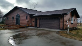 204 Meadowbrook Ln, Groton, SD 57445