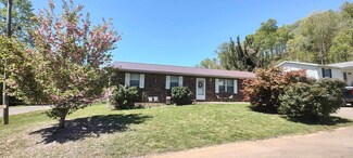 101 Clyde St, South Point, OH 45680