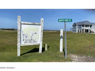 224 Bays End Ct, Harkers Island, NC 28531