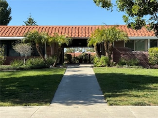 851 Ronda Mendoza Unit B, Laguna Woods, CA 92637