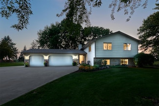 20216 Abilene Ln, Hamel, MN 55340