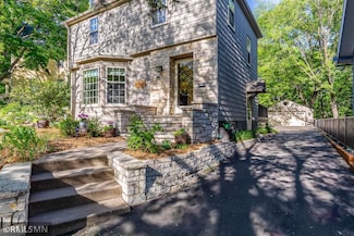 21 Luverne Ave, Minneapolis, MN 55419