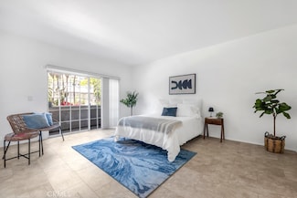 3284 Barham Blvd Unit 201, Los Angeles, CA 90068