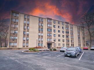 9725 S Karlov Ave Unit 602, Oak Lawn, IL 60453