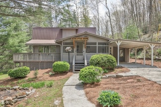 71 Buggy Barn Rd, Cullowhee, NC 28723
