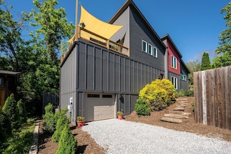 77 5th Ave, Asheville, NC 28806