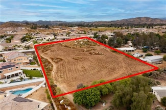 1 Vía Cabana, Menifee, CA 92584