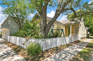 4701 Iberville St, New Orleans, LA 70119