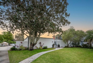 101 Dolphin Dr, Saint Augustine, FL 32080