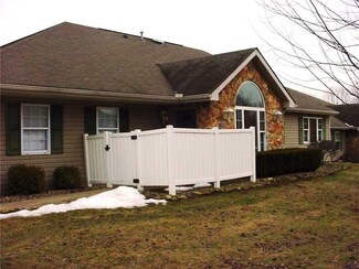 308 Florine Ln Unit 6B, Union Township, PA 16101
