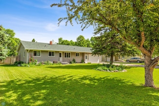 718 5th St SE, Mayville, ND 58257