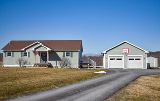 998 Maple St, Vergennes, VT 05491