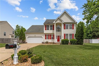 1002 Sawtooth Dr, Suffolk, VA 23434