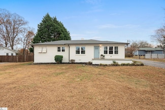 114 Bessie Ave, Greer, SC 29651