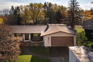 2122 Allegheny St, Duluth, MN 55811