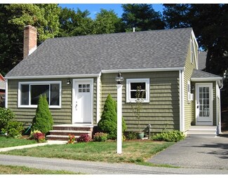 37 Gale St, Waltham, MA 02453