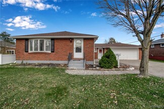 142 Angelacrest Ln, Buffalo, NY 14224