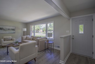 3209 Hikes Ln, Louisville, KY 40220