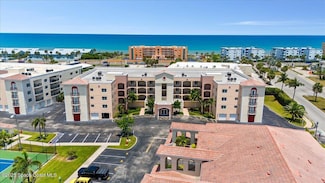 121 Lancha Cir Unit 203, Indian Harbour Beach, FL 32937