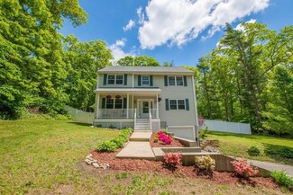 548 Kingman St, East Taunton, MA 02718