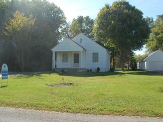 7221 E 14th St, Indianapolis, IN 46219