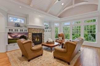 460 E Long Lake Rd, Wayzata, MN 55391