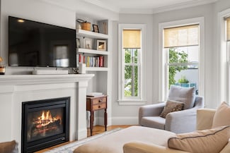 707 E 4th St Unit 2, Boston, MA 02127