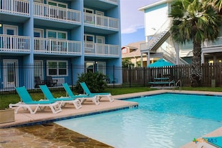 407 Beach Ave Unit 111, Port Aransas, TX 78373
