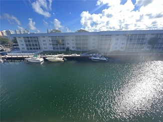 3750 NE 170th St Unit E400, North Miami Beach, FL 33160
