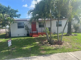 7553 Farragut St, Hollywood, FL 33024