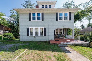 946 Willey St, Morgantown, WV 26505