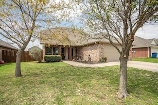 1003 Lake Ridge Dr, Sanger, TX 76266