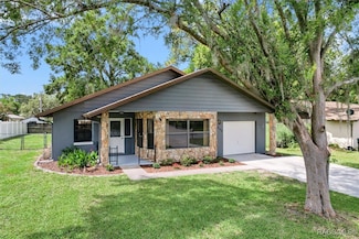 6172 W Pine Cir, Crystal River, FL 34429
