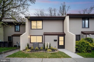 8 W Azalea Ln, Mount Laurel, NJ 08054