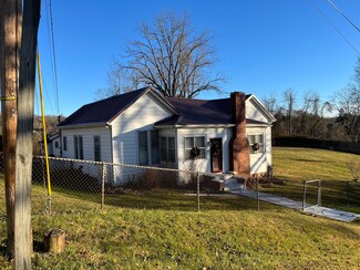 210 High Ave NE, Coeburn, VA 24230