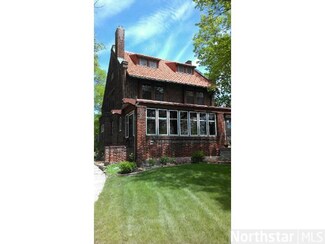 118 Elmwood Place E, Minneapolis, MN 55419