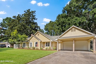 209 Maplewood Dr, Madison, MS 39110