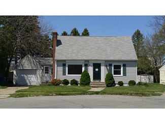 236 Harmony Ct, Warwick, RI 02889