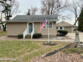 12404 La Fontaine Dr, Curtice, OH 43412