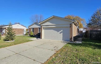 42116 Ehrke Dr, Clinton Township, MI 48038