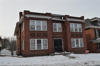 3014 Felix St, Saint Joseph, MO 64501