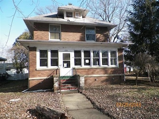 106 S Meadow St, Grant Park, IL 60940