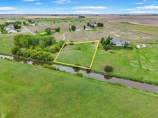 7 Wildhorse Rd, Gothenburg Precinct, NE 69138