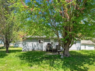 7204 Railroad St, Killduff, IA 50137