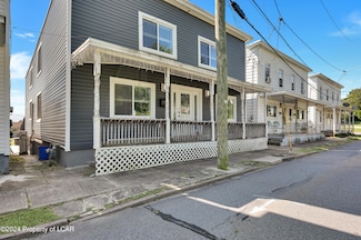 18 W Grove St, Kingston, PA 18704